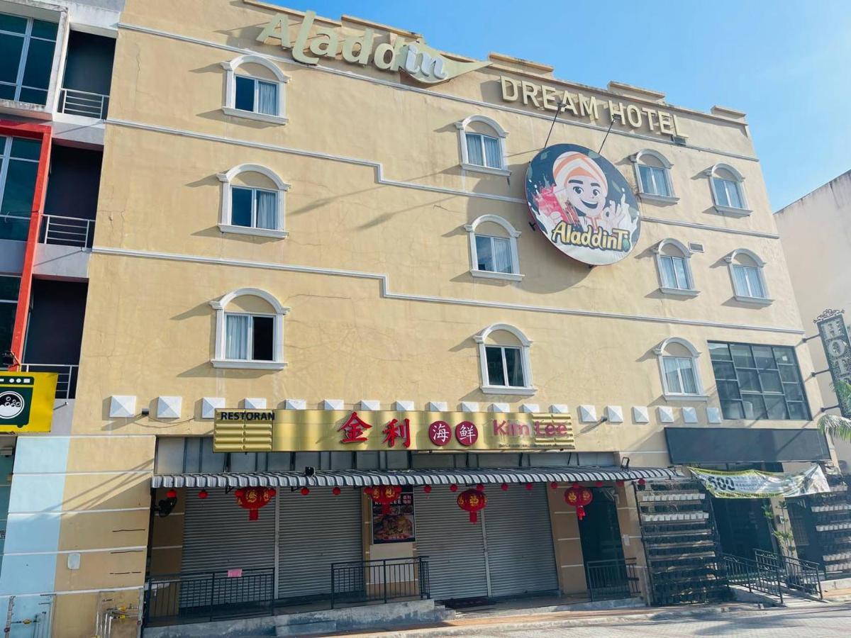 Aladdin Dream Hotel Τζόχορ Μπάχρου Εξωτερικό φωτογραφία
