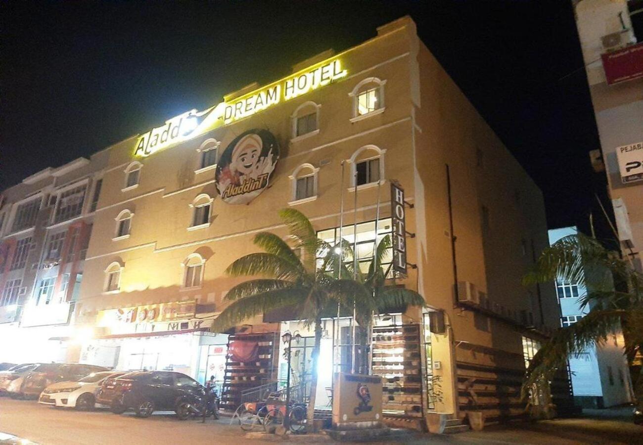 Aladdin Dream Hotel Τζόχορ Μπάχρου Εξωτερικό φωτογραφία