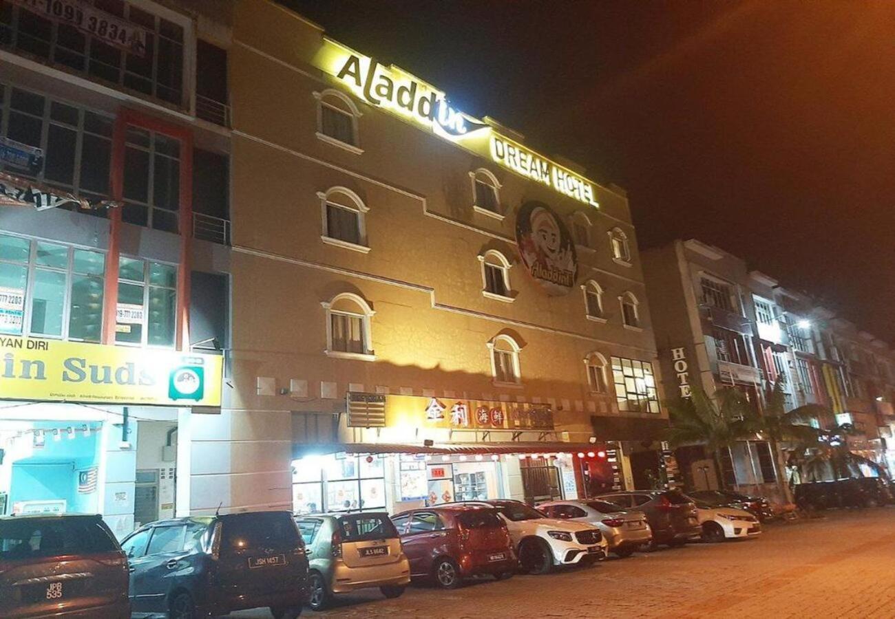 Aladdin Dream Hotel Τζόχορ Μπάχρου Εξωτερικό φωτογραφία